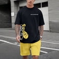 thumbnail image 1 of WILLBEST Conjunto de Traje para Hombre con Estampado de Oso para Uso Exterior E Informal. Combinación de Manga Corta y Pantalones Cortos para Verano. Ideal para Relajación y Actividades Físicas., 1 of 3