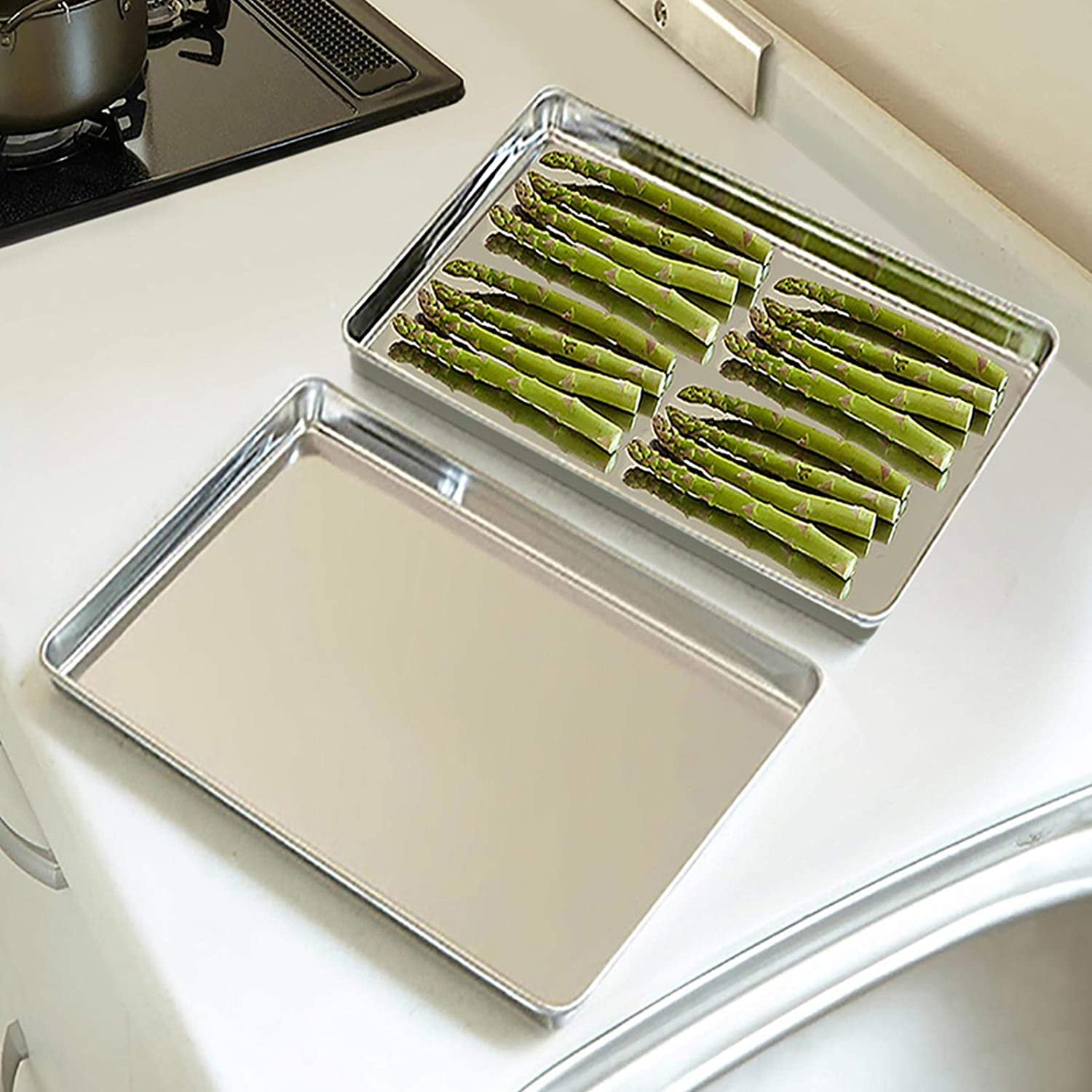 Baking Sheet Set of 2, Baking Pans Tray Cookie Sheet Stainless Steel, Non Toxic & Healthy, Mirror Finish & Rust Free, Easy Clean & Dishwasher Safe Casewin
