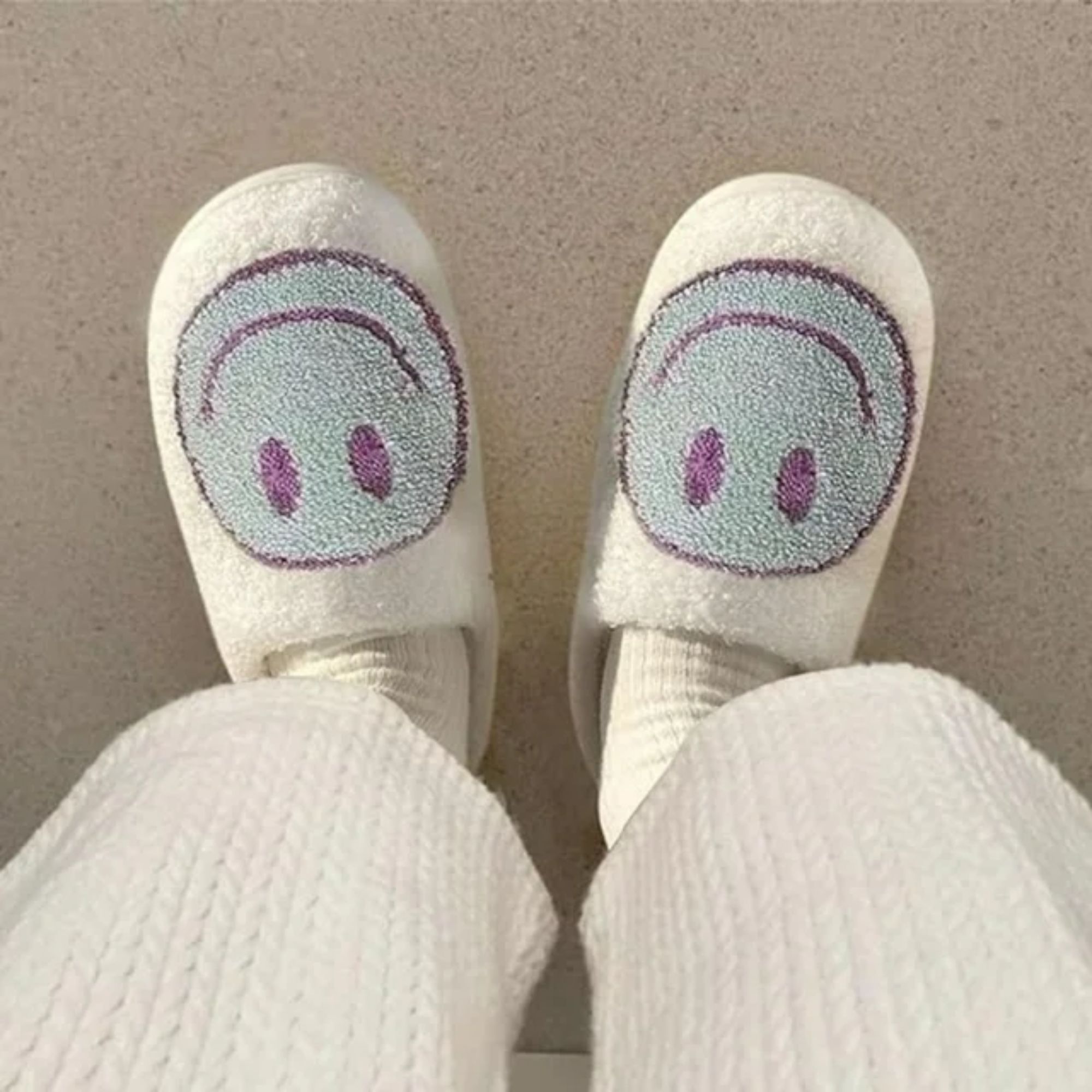BERANMEY Cute Smile Face Slippers for Women Perfect Soft Plush Comfy Warm Slip-On Happy Face Slippers fo Women Indoor fluffy Smile House Slippers for Women and Men Non-slip Fuzzy Flat Slides - image 5 of 8
