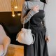 thumbnail image 5 of Purse Fluffy Mini Bucket Bag Women Lave Con Correa Ajustable para Viajes, 5 of 7