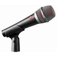 thumbnail image 4 of sE Electronics V7 Handheld Dynamic Microphone Bundle with 2 XLR Cables, 4 of 4