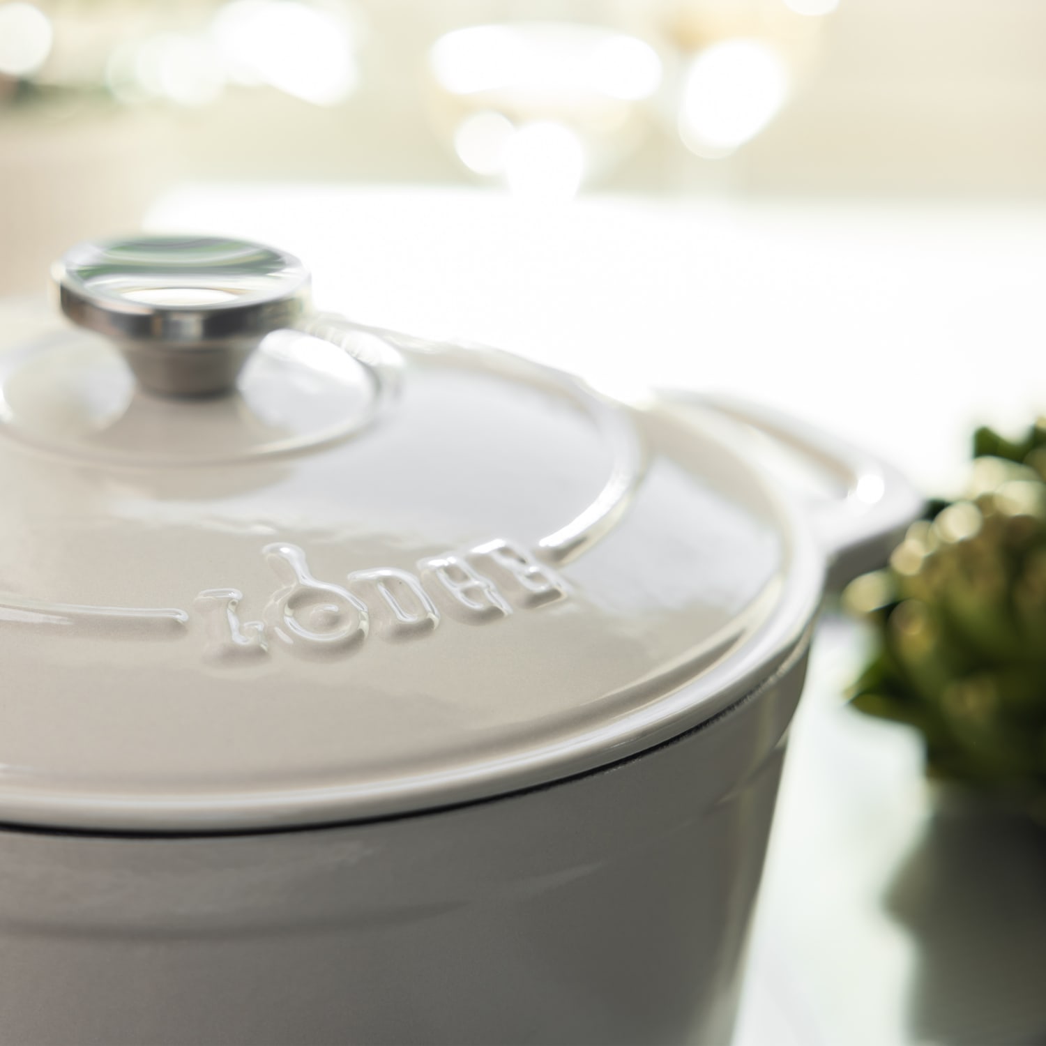 Lodge 5.5 Qt Oyster White Enameled Cast Iron Dutch Oven photo 5