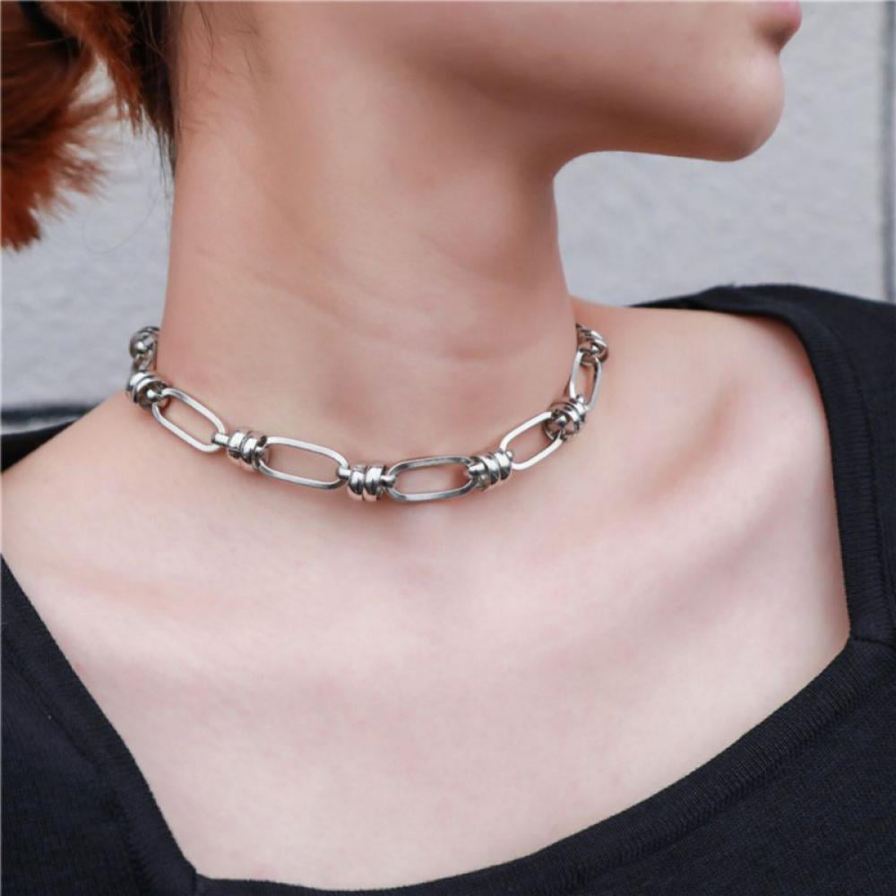 Gothic Choker Punk Necklace Chain Hollow Round Rings Pendants WomenMens JewelryT