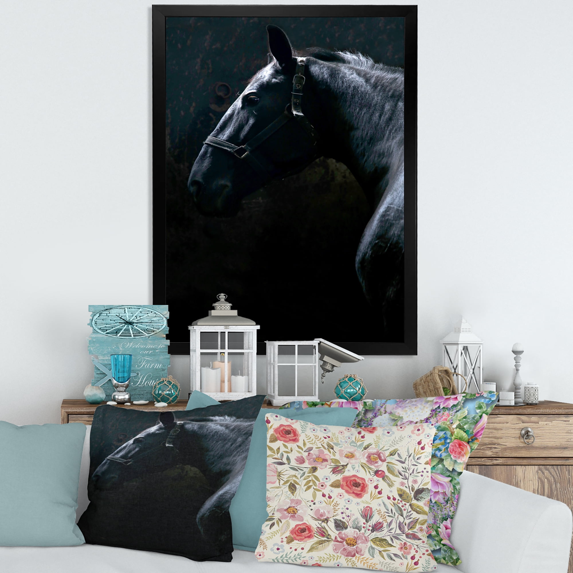 Designart 'Close Up Of Thoroughbred Nonius Stallion Horse II' Farmhouse Framed Art Print