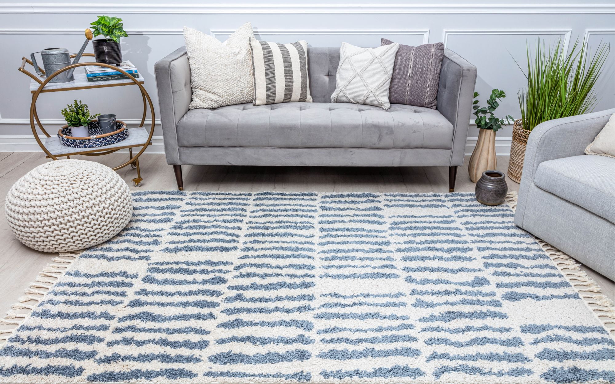 Rugs America BT30B Winter's Eve Geometric/Stripe Modern White Area Rug, 2'6" x 8'