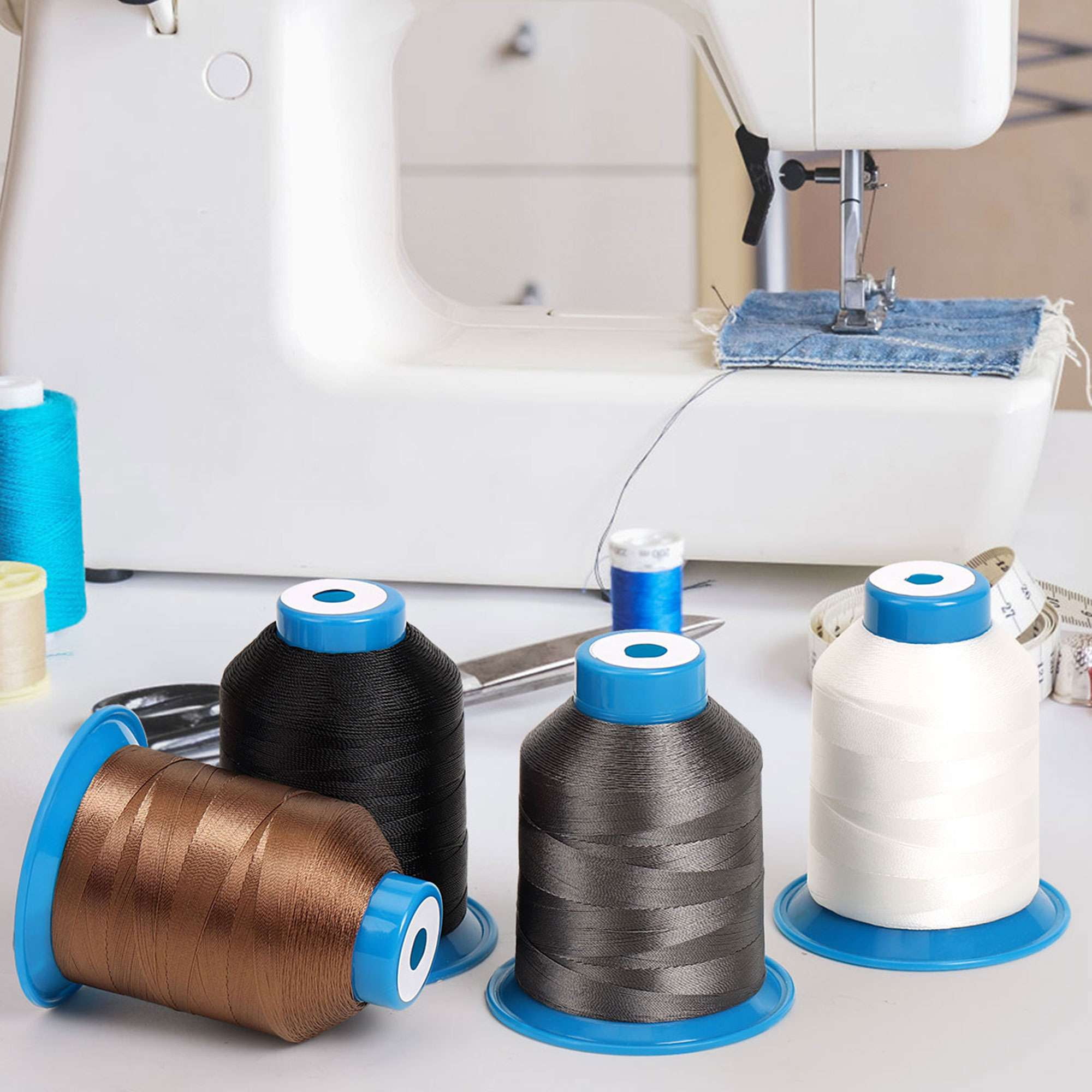 Deago Sewing Thread-4 Spools of Polyester Thread for Sewing Machine, Hand Stitching & Quilting-700 yds Each in 4 Colors