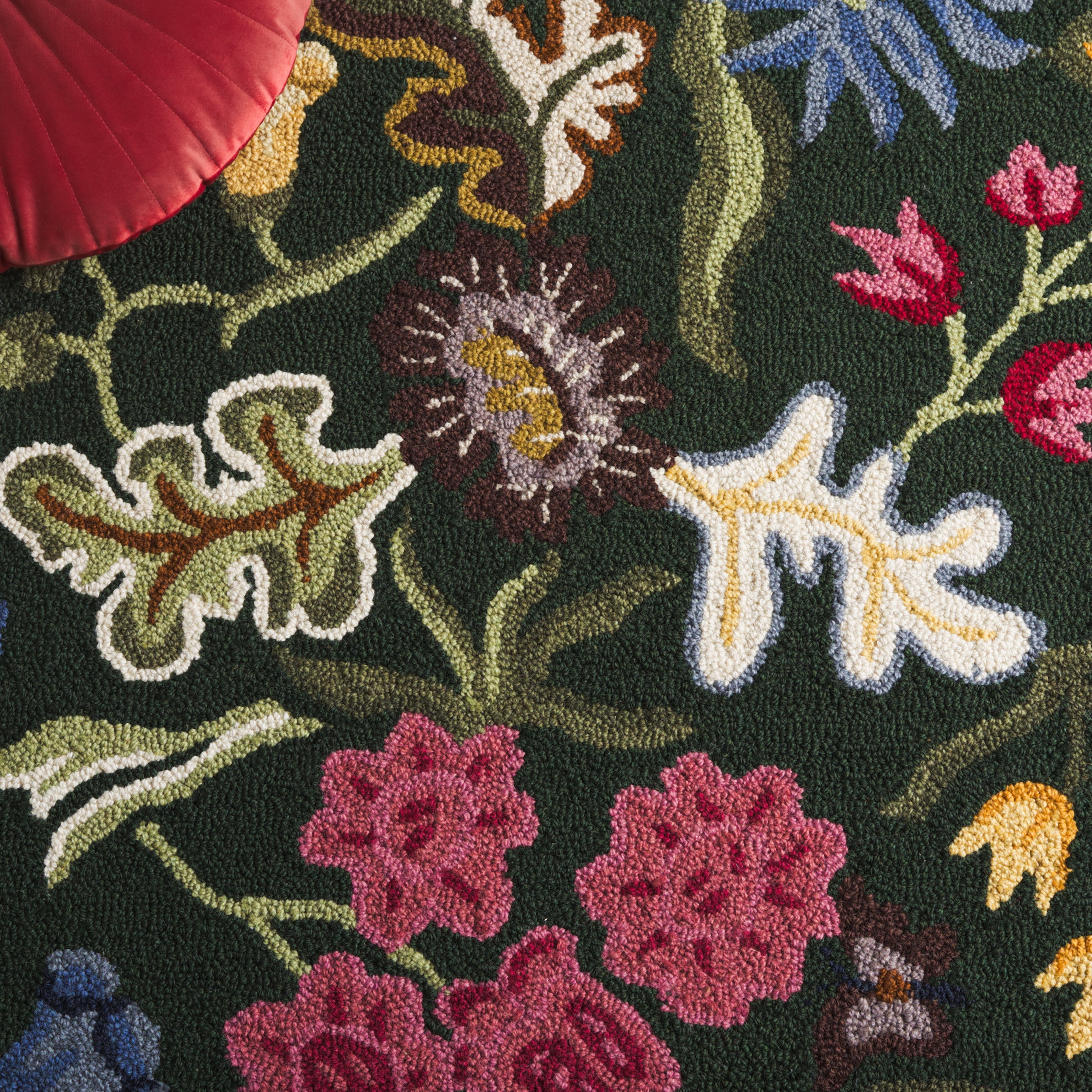 Safavieh Chelsea Mabelle Floral Wool Runner Rug, Green/Pink, 2'3" x 9'