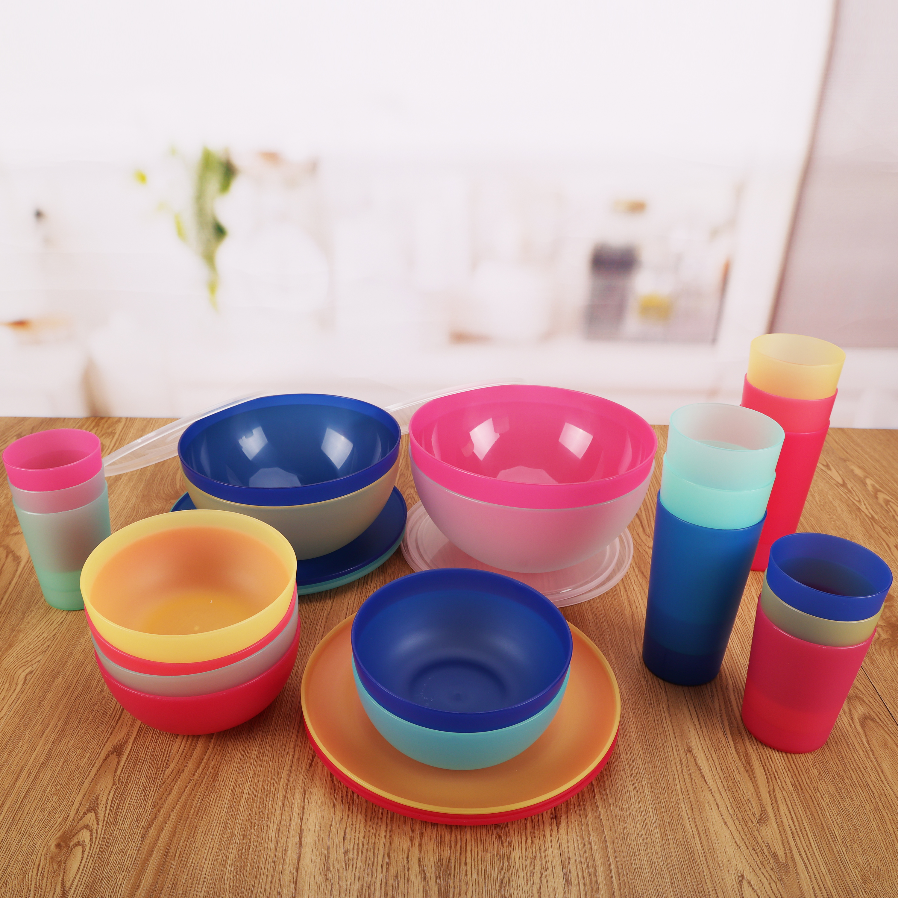 Mainstays 32-Piece Round Plastic Dinnerware Bundle Set, Multicolor - image 2 of 24