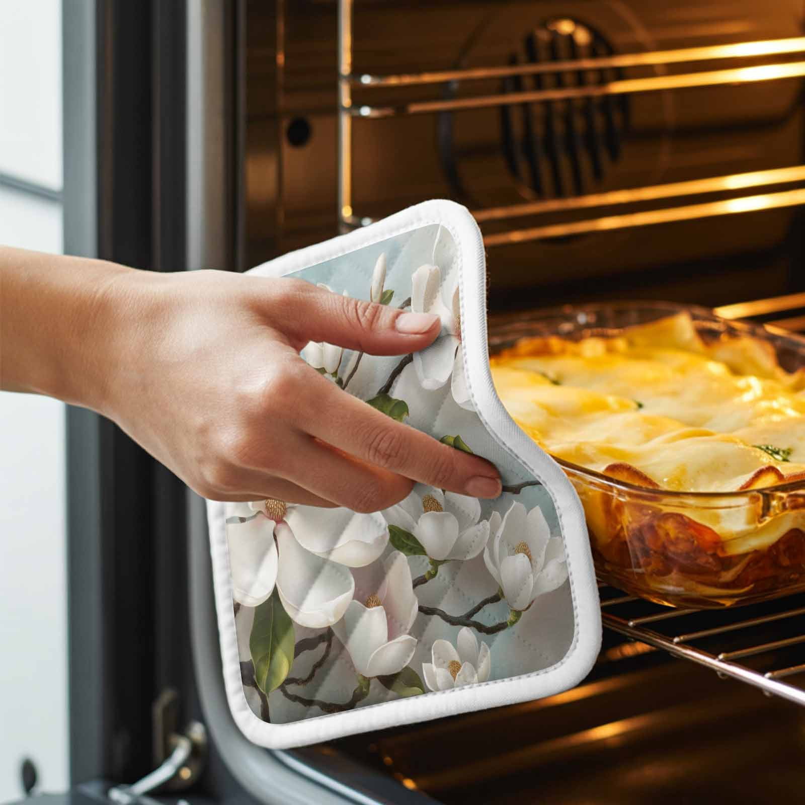 Vintage Flowers Pot Holders for Kitchen Heatproof Potholder, 4 Pack White Country Lily Floral Plant Branch Hot Pads Multipurpose Oven Pads Cloth Potholders Trivet for Cooking and Baking