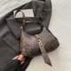 thumbnail image 1 of Bolso de hombro informal versátil de moda de estilo coreano para mujer, nuevo estilo de otoño 2025, bolso de axila con estampado de leopardo de alto valor y temperamento., 1 of 5