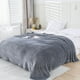 thumbnail image 1 of Manta de forro polar súper suave y cálida, color sólido, para sofá, ropa de cama, 50 x 70 cm, 1 of 6