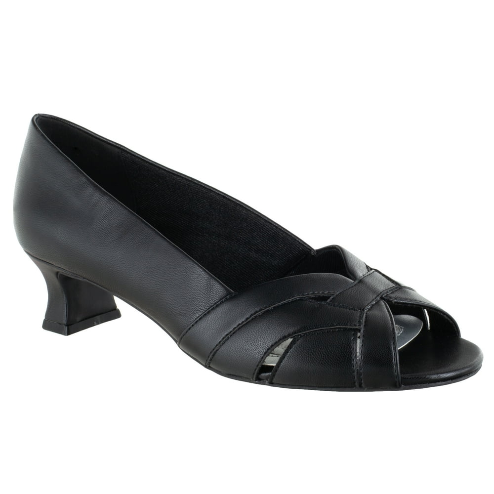 Easy Street Easy Street Brandy Pumps (Women)
