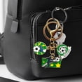 thumbnail image 5 of Llavero metálico de fútbol con colgante para coche o llaves, accesorio de aleación duradera para regalo de fanático del fútbol, 5 of 5