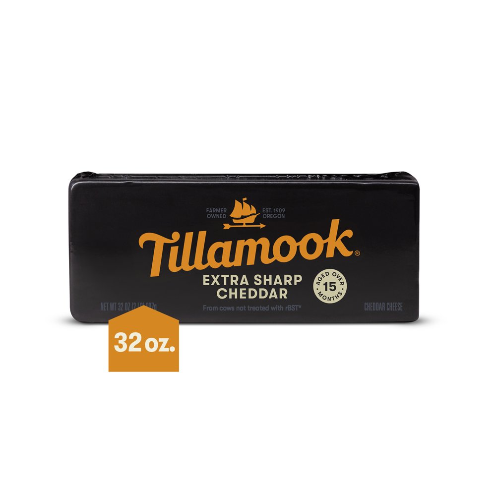 Tillamook Extra Sharp Cheddar Cheese Block, 2 lb (Aged 15 Months)