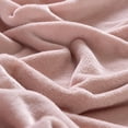 thumbnail image 4 of Cobertor Ligero Vianney Frazada Rosa, 4 of 4