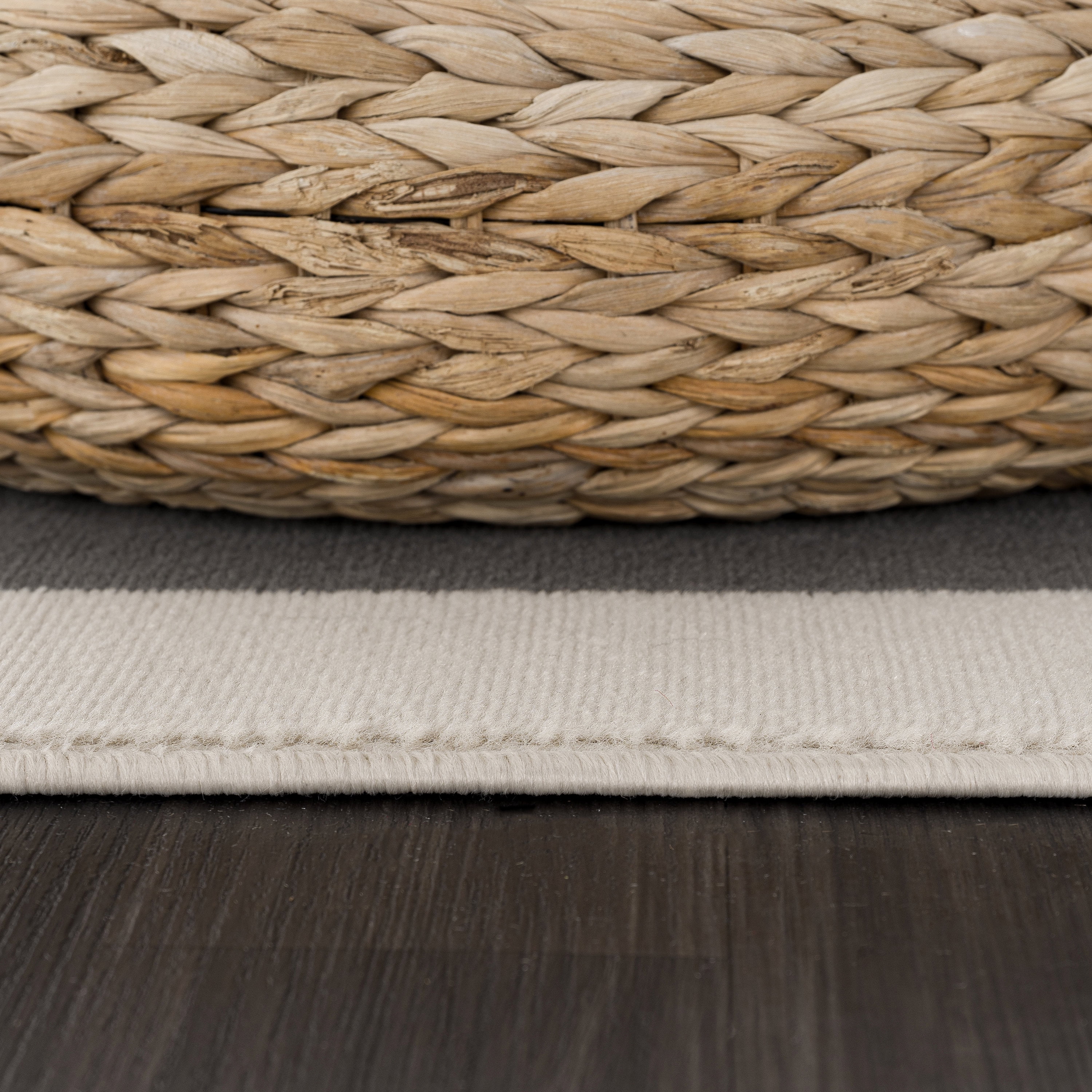 CAMILSON Crystal Dark Grey Area Rug, 3' x 5' Bordered, for Living Room, Bedroom, Dining Room Dark Grey / Cream Indoor Area Rugs