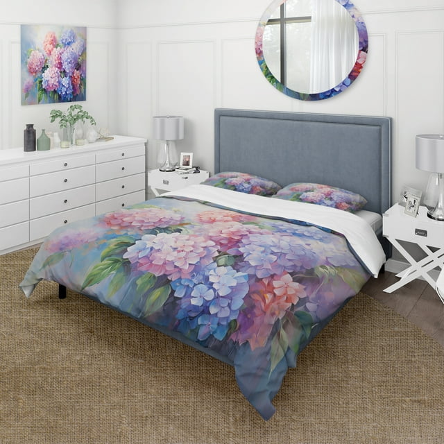 Designart "Purple Pink Hydrangea love expression" Floral Bedding Covert Set - Hydrangea Purple Traditional Bed Set With 2 Shams