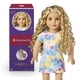 thumbnail image 1 of Muñeca American Girl Truly Me #115 de 18 pulgadas con ojos grises, cabello rubio rizado, piel clara, vestido tipo camiseta teñido anudado, para mayores de 6 años, 1 of 5