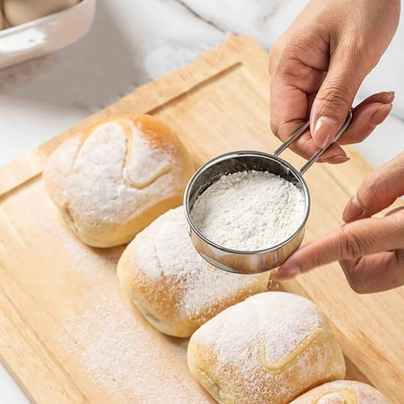 

YuXinYang Kitchen Tools Stainless Steel Handheld Mini Sugar Powder Sieve Flour Sieve Matcha Powder Spreader Baking Tool Mesh Sieve Cooking