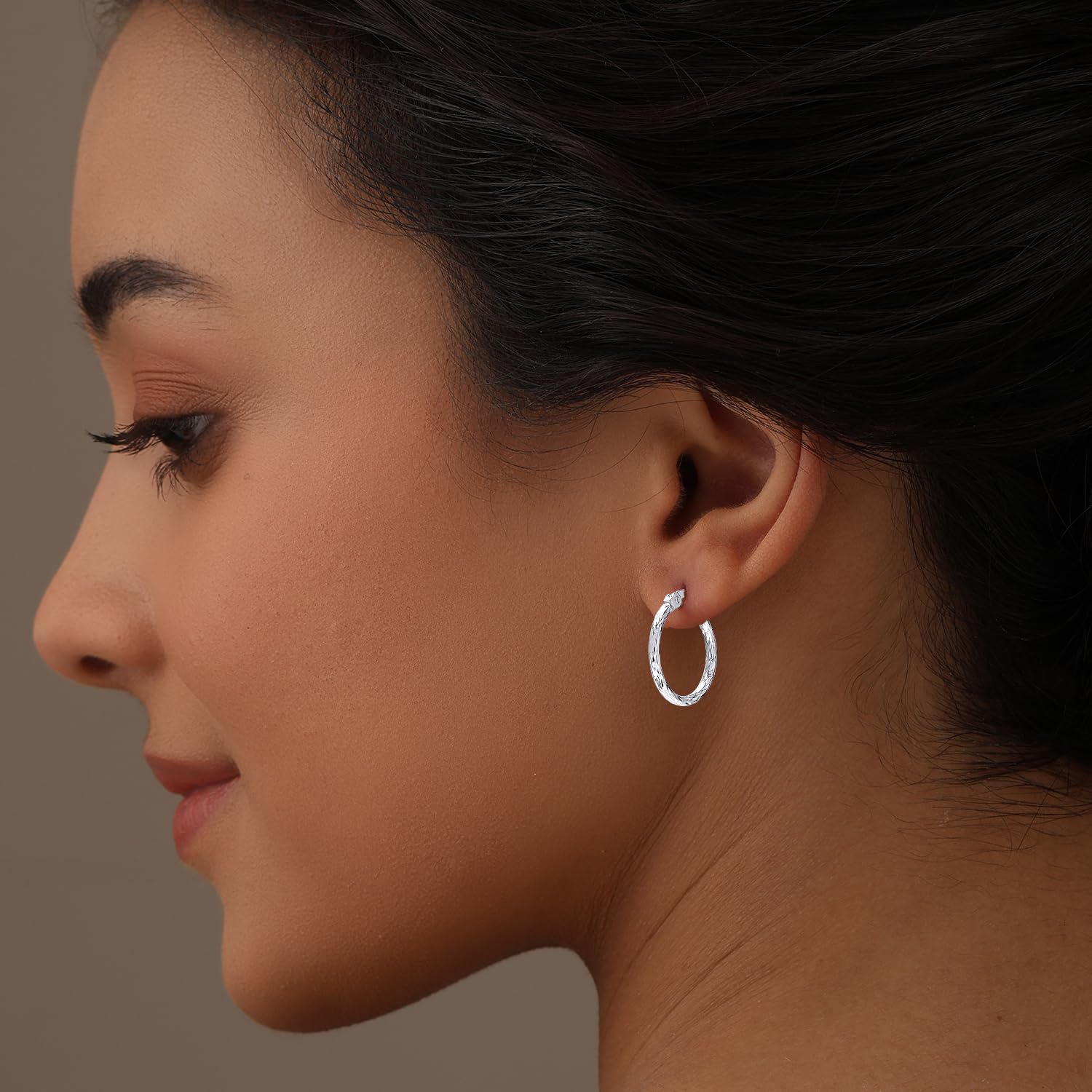 LeCalla 925 Sterling Silver Texture Hoop Earrings for Women | Small Classic Diamond-Cut Textured Hoop Earring | Womens Click-Top Earring Hoops 20MM
