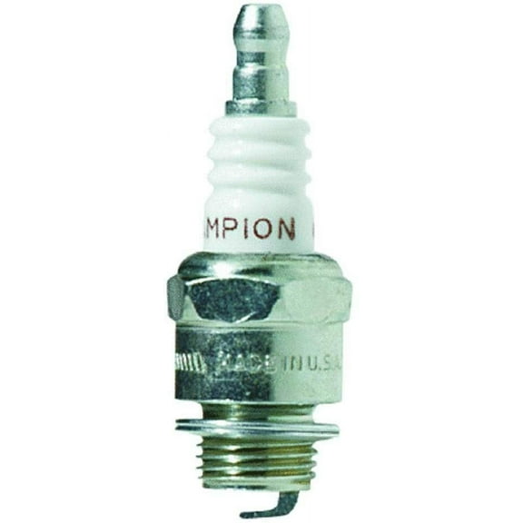 Champion Spark Plug 8461 - Focused Spark for Maximum Power - Pack of 1