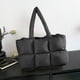 thumbnail image 5 of Bolso de Hombro para Mujer, Elegante y Moderno, con Cremallera, Ideal para Viajes, Escuela, Trabajo, Desplazamientos y Escapadas de Fin de Semana., 5 of 6