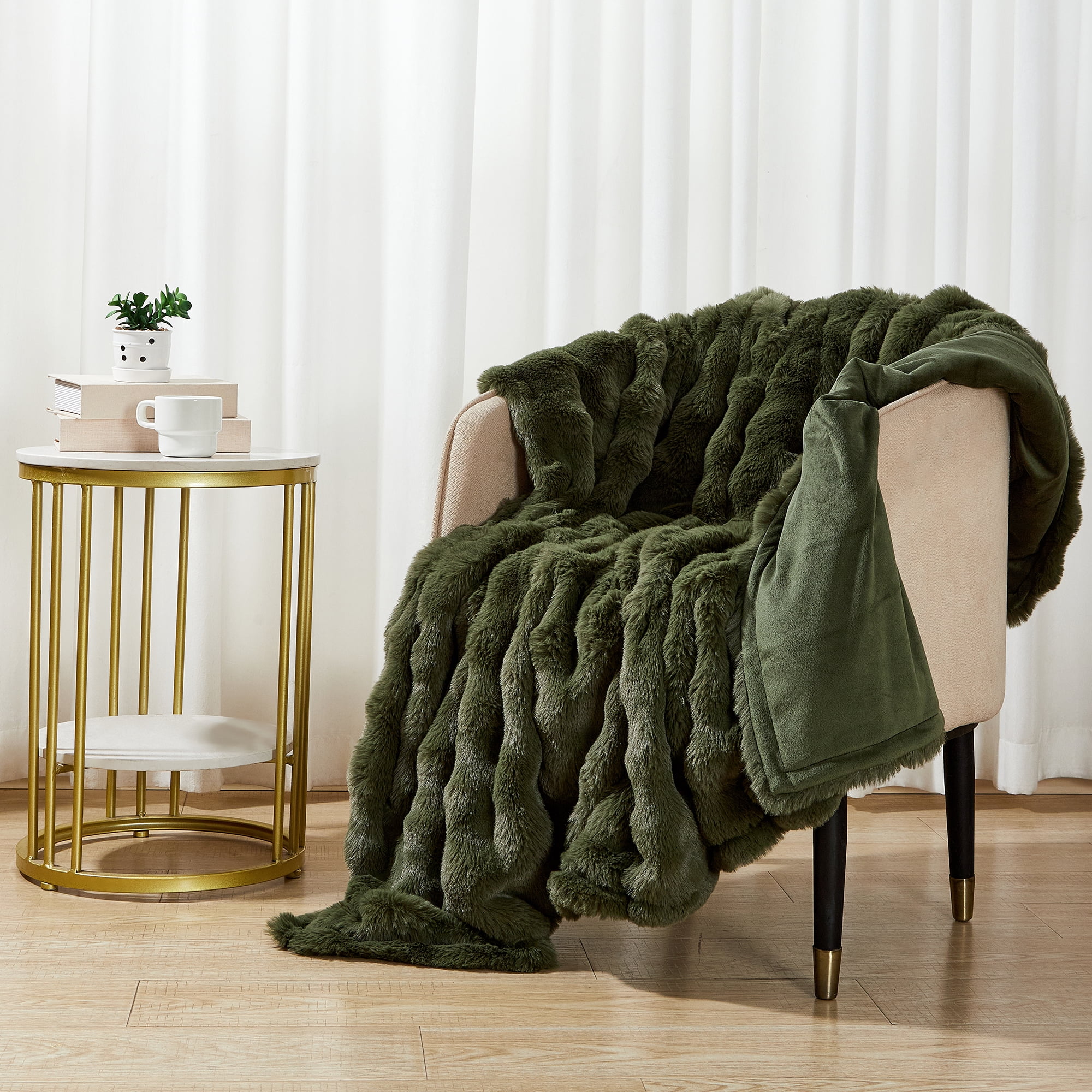 Better Homes & Gardens Green Bubble Faux Fur Ultra Soft Luxury Oversized Throw Blanket 50" x 72", Sea Turtle