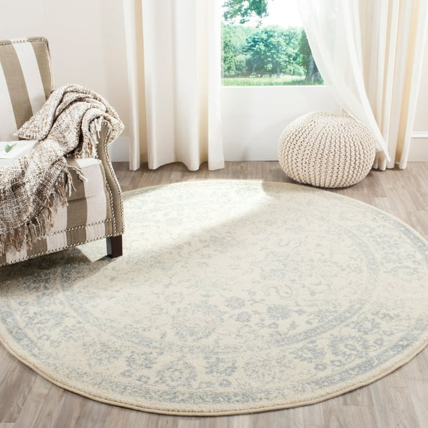 Safavieh Adirondack Wyatt Traditional Area Rug, Ivory/Slate, 6' Round