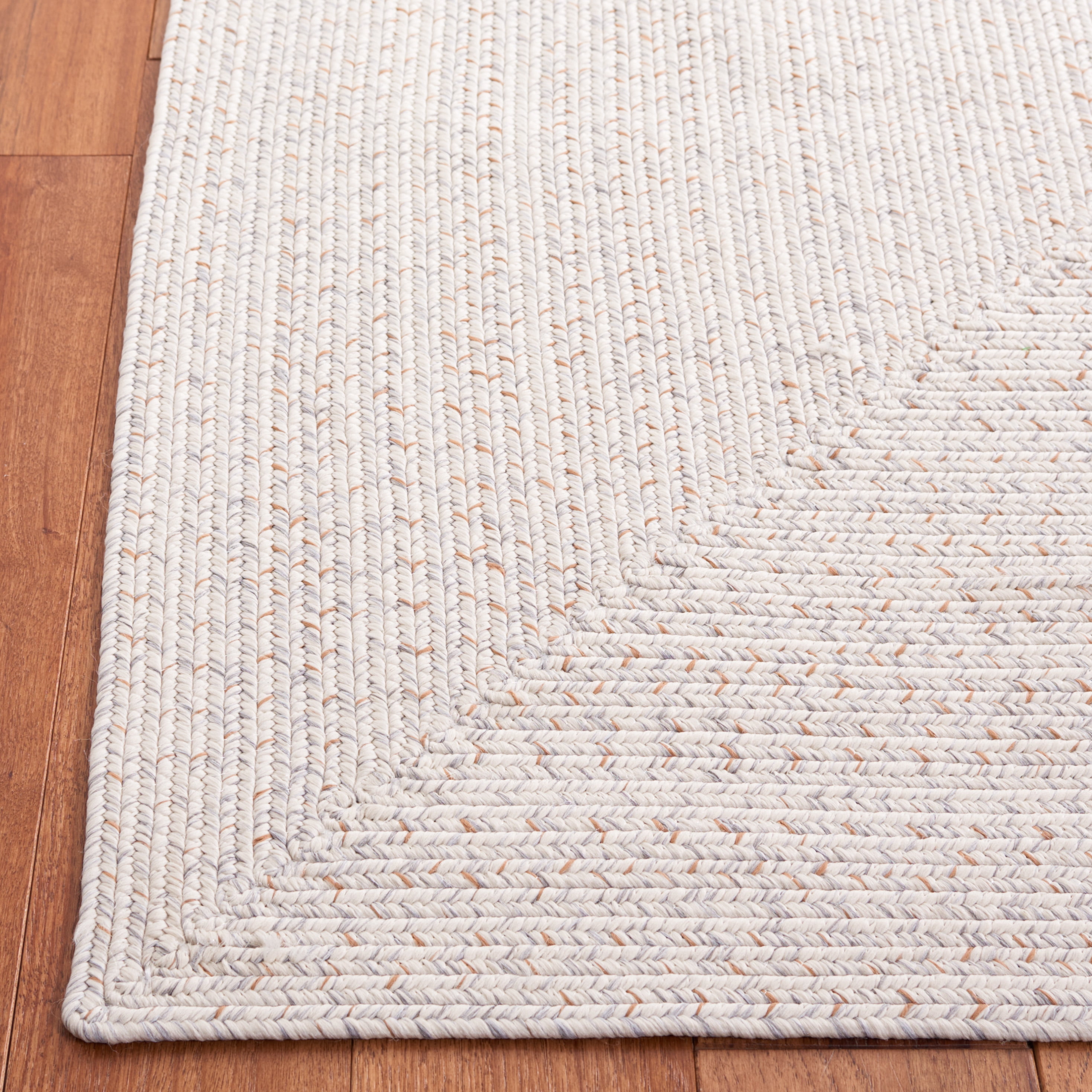 SAFAVIEH Braided Gino Distressed Machine Washable Reversible Area Rug, Ivory/Light Grey, 2' x 3'
