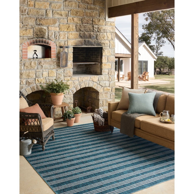 Indoor Outdoor Reversible Loloi Easton Teal / Fog 18