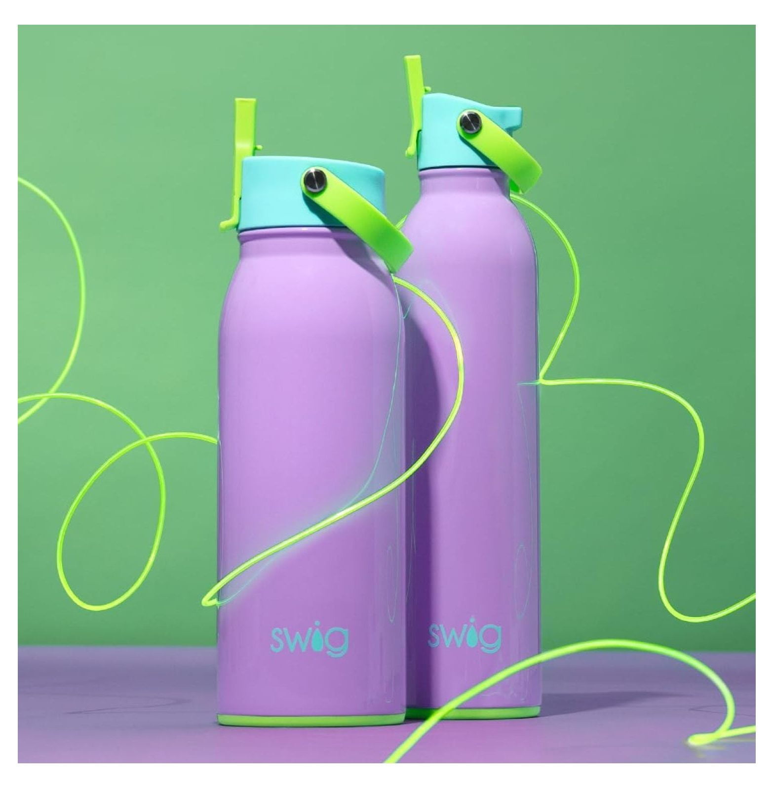26oz Insulated Water Bottle, Travel Water Bottle with Straw and Lid, Cup Holder Friendly, Stainless Steel (Ultra )