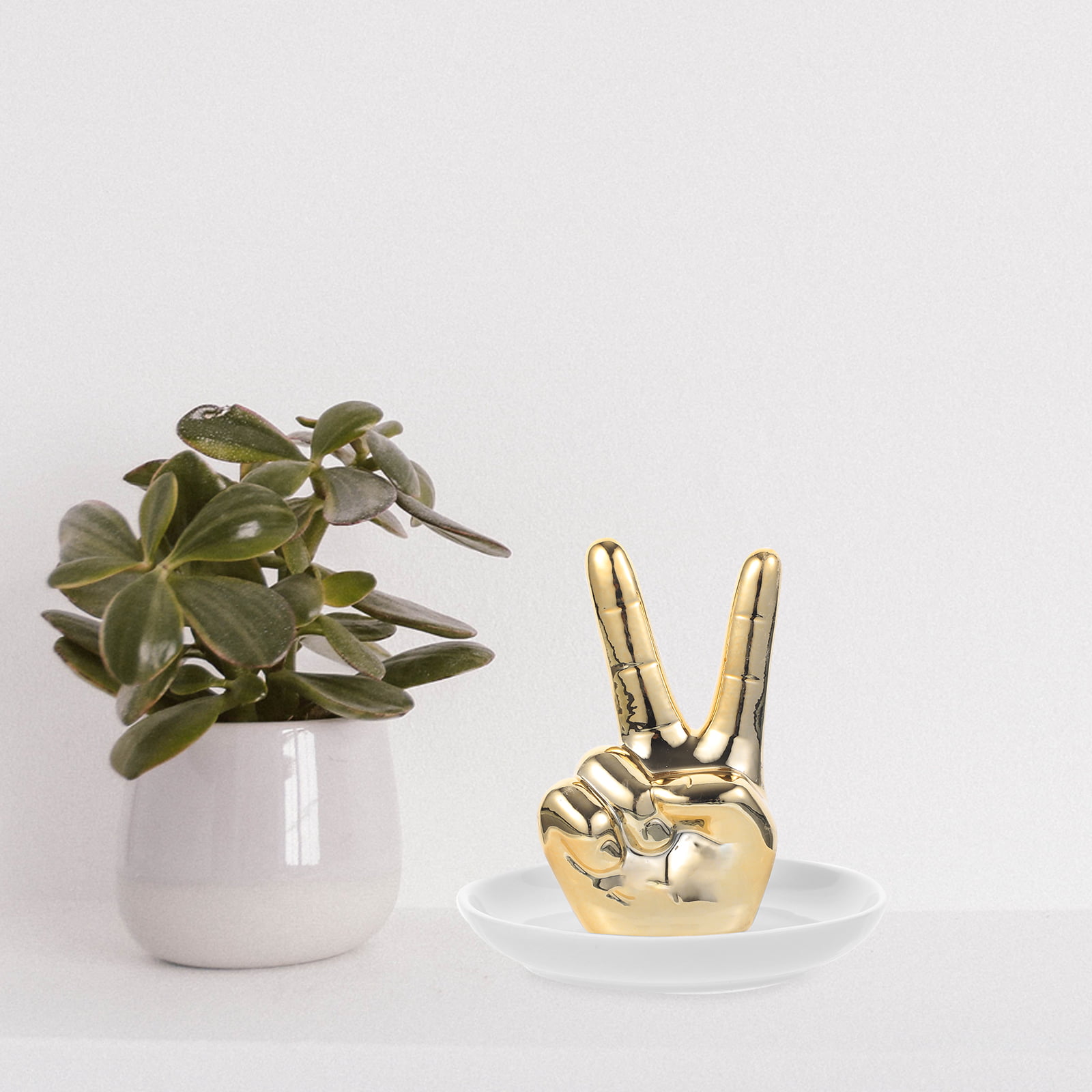 Hand Ring Holder Trend: 6 Ways to Shop