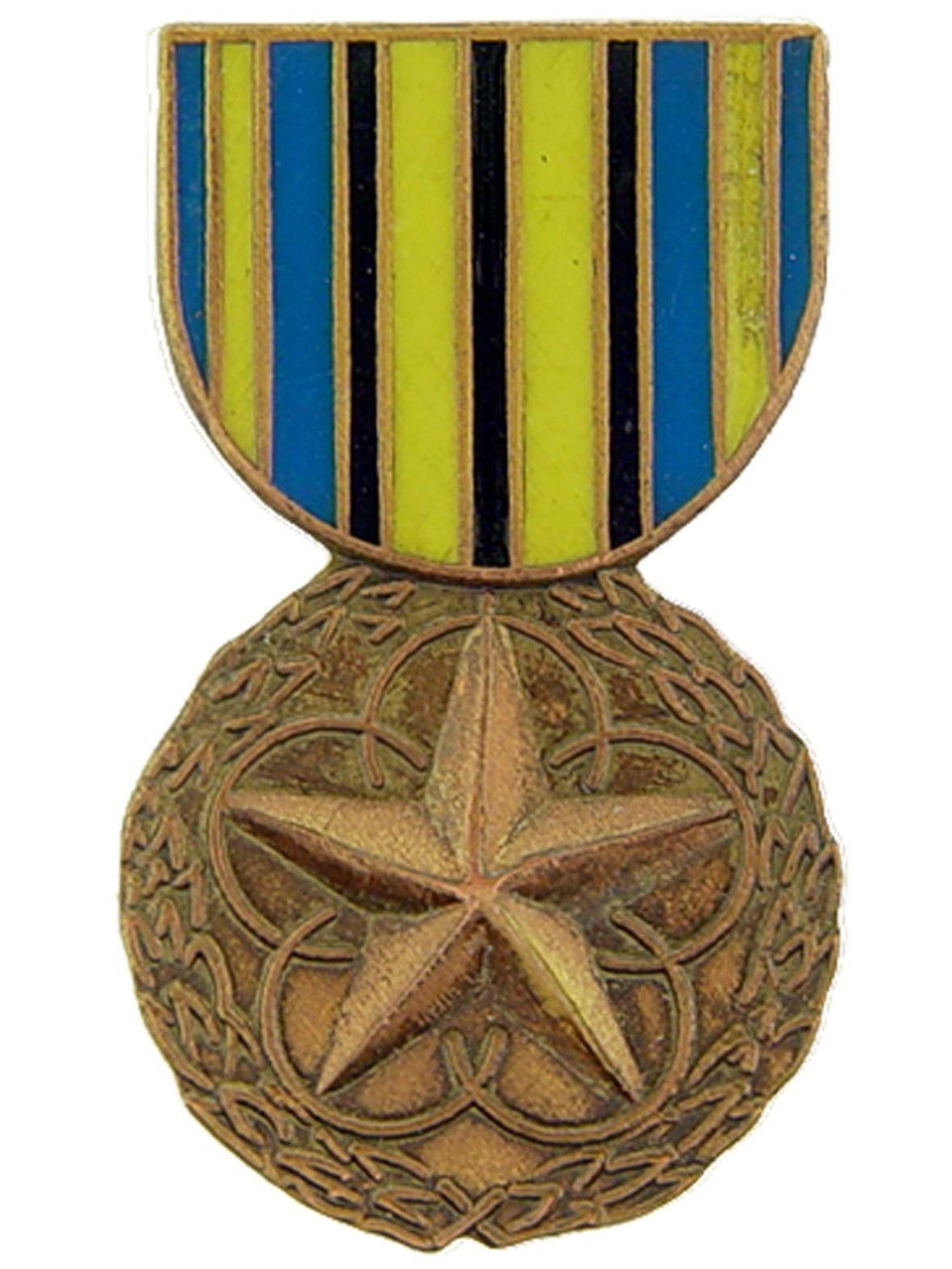 Military Outstanding Volunteer Service Medal 1 3/16"