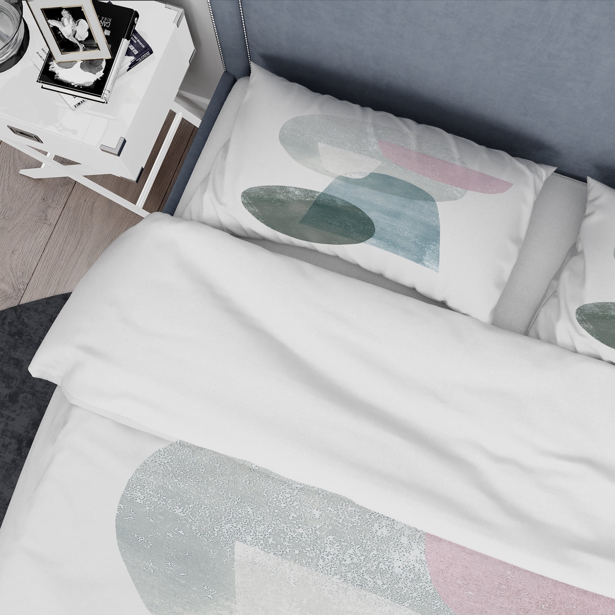 Designart 'Distressed Dream III' Geometric Duvet Cover Set