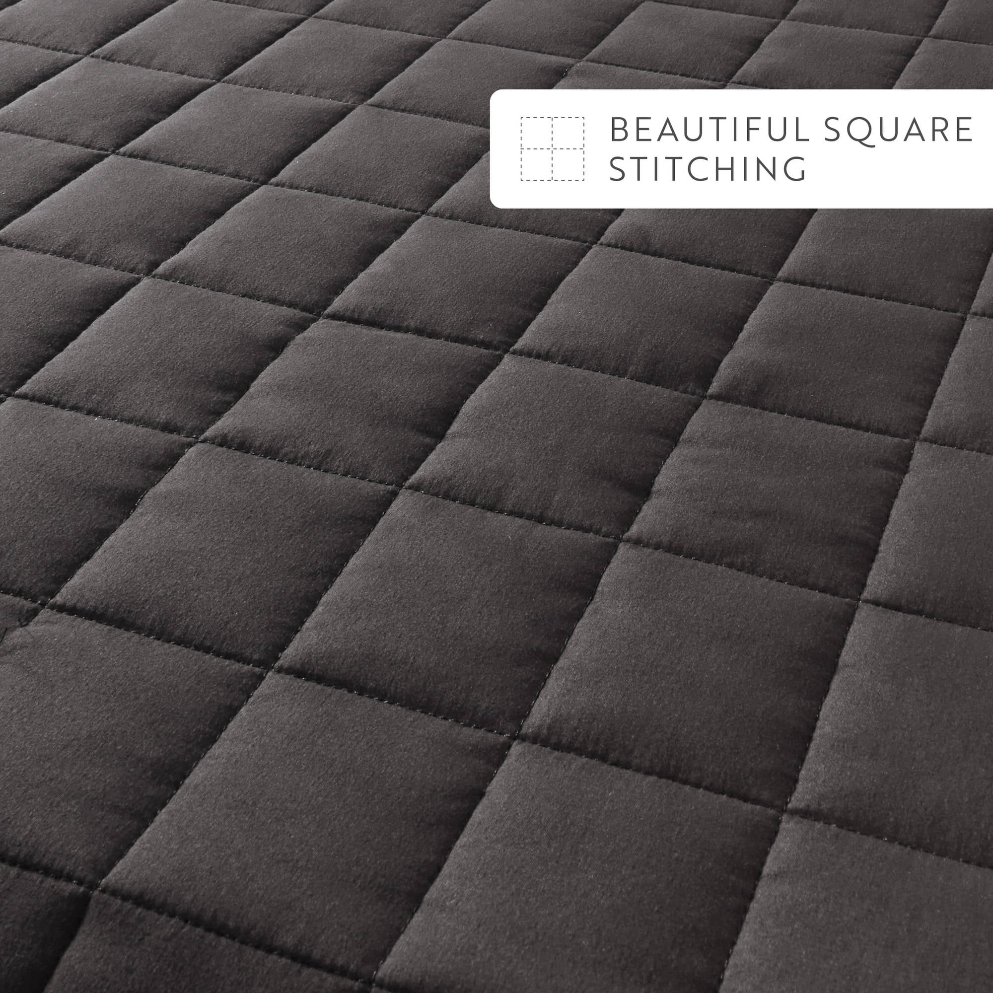 Lightweight Wrinkle Resistant Quilt Sets in Gray Square for Full/Queen Size Bedding by Comfort Canopy