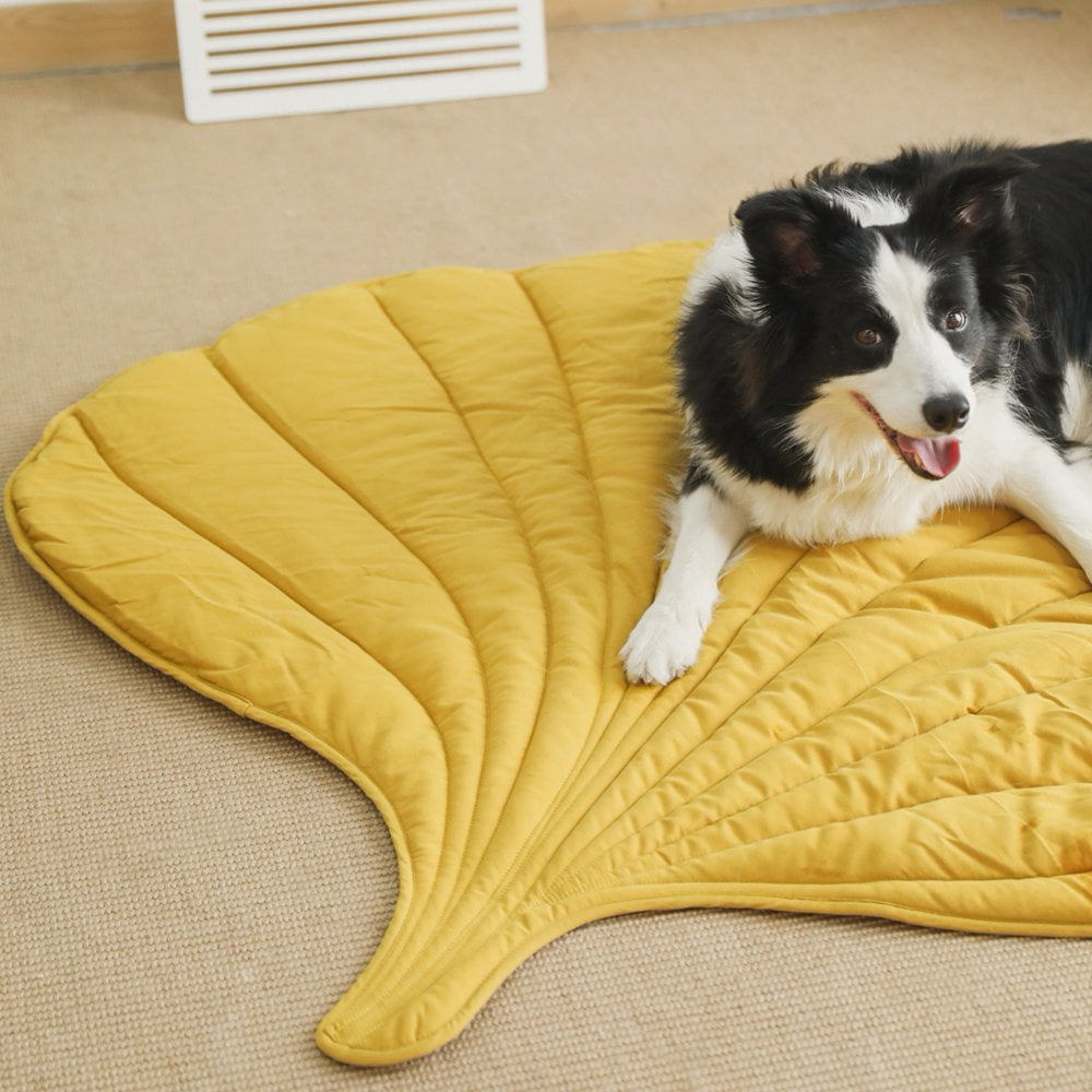 Leaf Shaped Cotton Dog Blankets for Small Medium Large Dogs 45.3 50 Pet Mat for Dog Bed Machine Washable Christmas Puppy Blanket for Couch Protection Soft Throw Pad for Car Yellow Walmart
