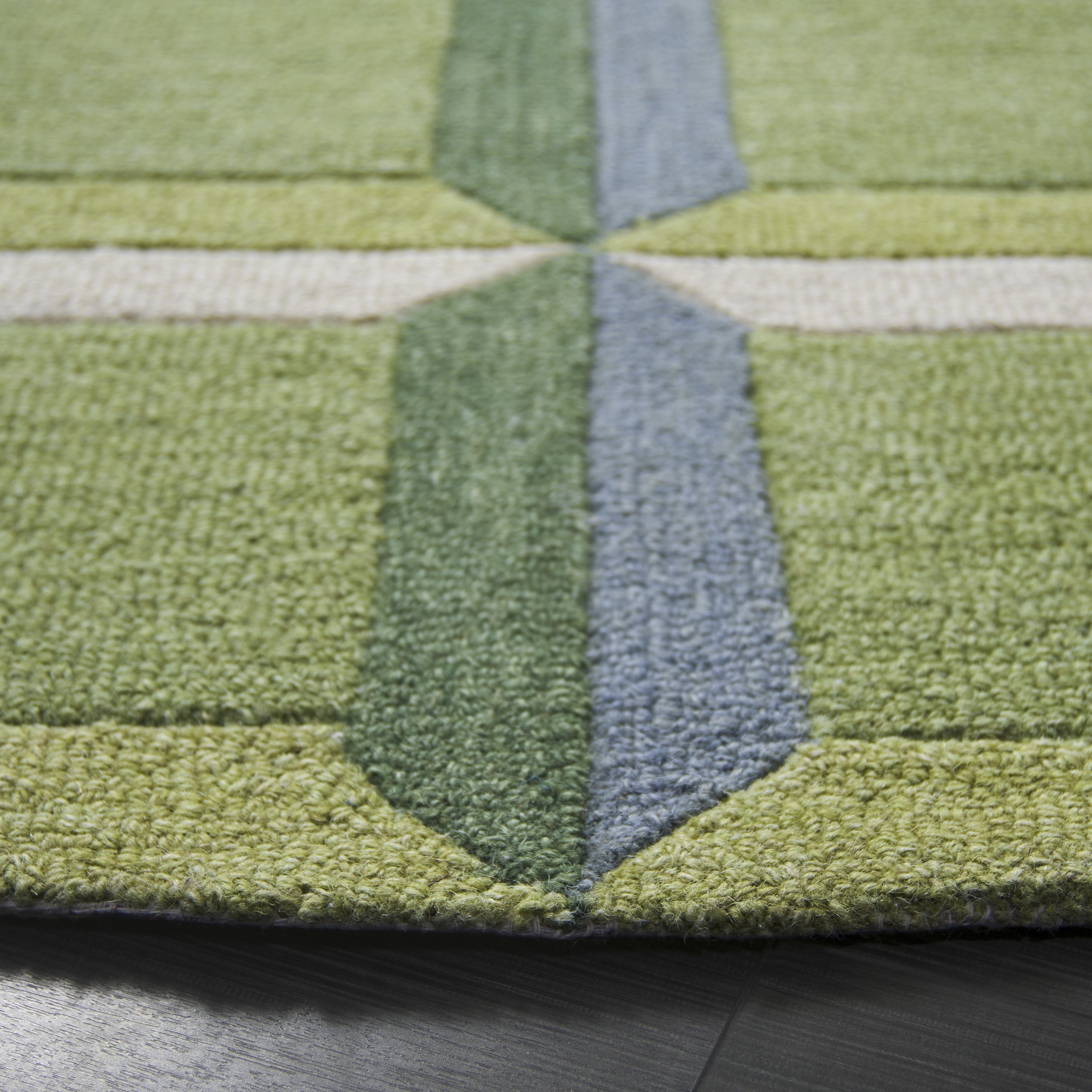 Safavieh Genre Imogene Geometric Area Rug, Green/Beige, 6' x 6' Round