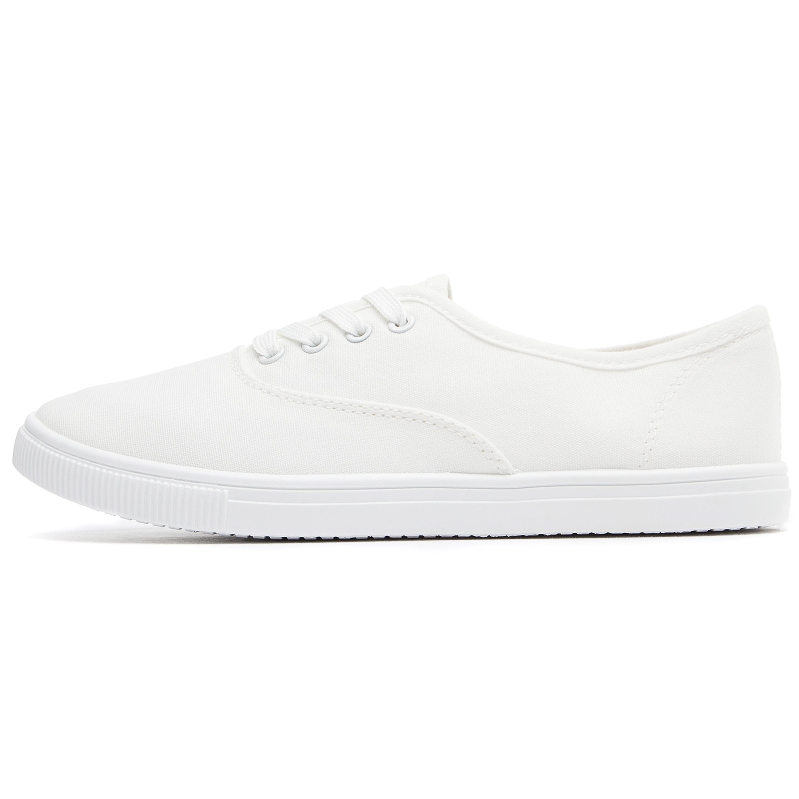 ladies white canvas pumps