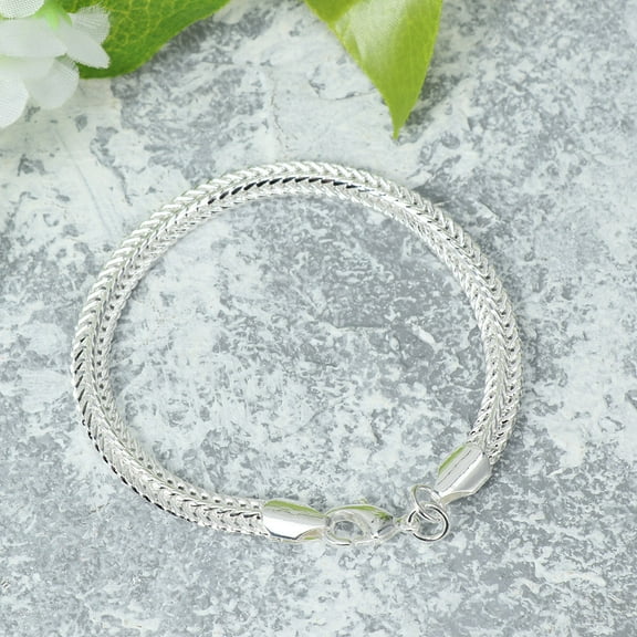 Supvox Classic Style Snake Charm Bracelet in for Female Friends 1Pack