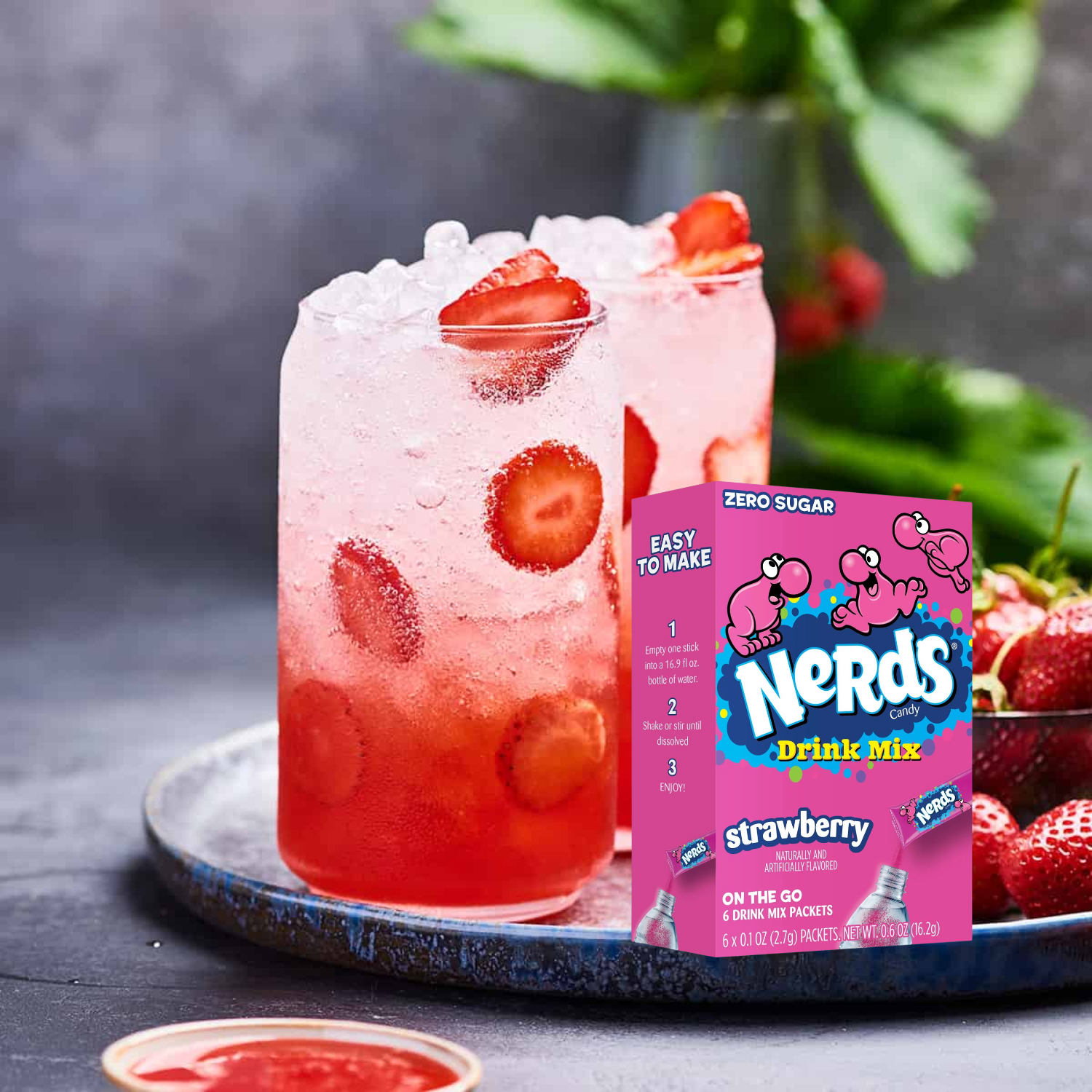 Nerds Singles To Go Powdered Drink Mix, Strawberry Flavor, Sugar Free, Low  Calories Powder Drinks Beverages Convenient and On-The-Go Water Enhancer 6  