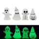 thumbnail image 1 of Paquete De 4 Colgantes De Pared De Terror Decorativos Luminosos Artesanales De Resina Decoración De Halloween Accesorios Para El Hogar Calcomanía De Fiesta Suministros De Vacaciones Inevent HA037337-00, 1 of 6