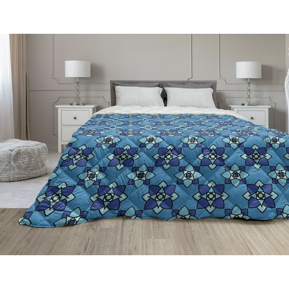 Mosaic Down Alternative Comforter, Geometric Shapes Repetition in Contemporary Design Neutral Color Pattern, Microfiber Quilt for All Season, 5 Sizes, Pale Grey and White, by Ambesonne