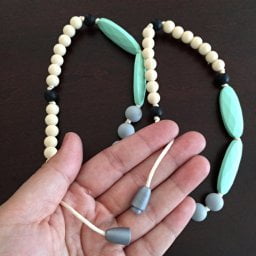 lofca teething necklace