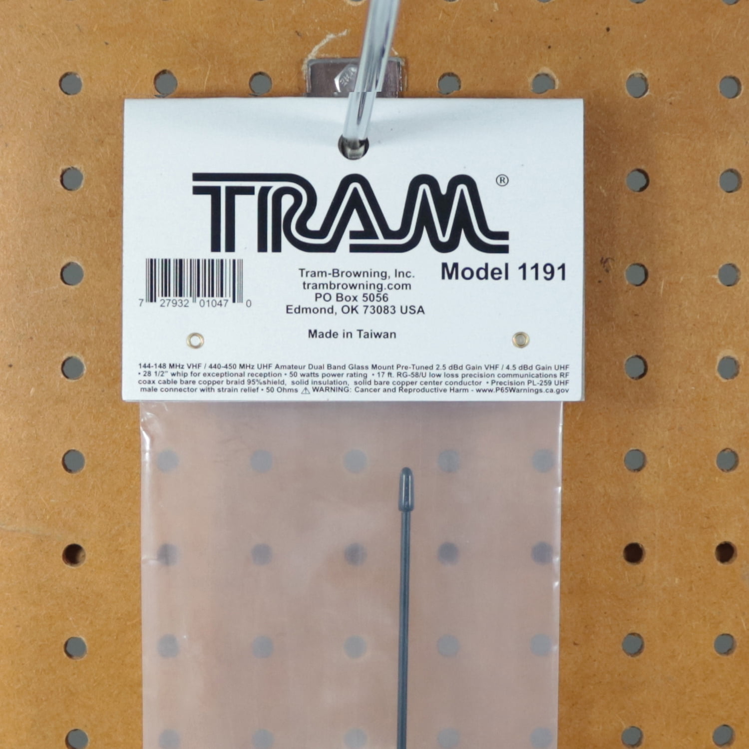 Tram 50-Watt Pretuned Dual-Band 144 MHz to 148 MHz VHF/440 MHz to 450 MHz UHF Amateur Radio Antenna Kit with Glass Mount and Cable