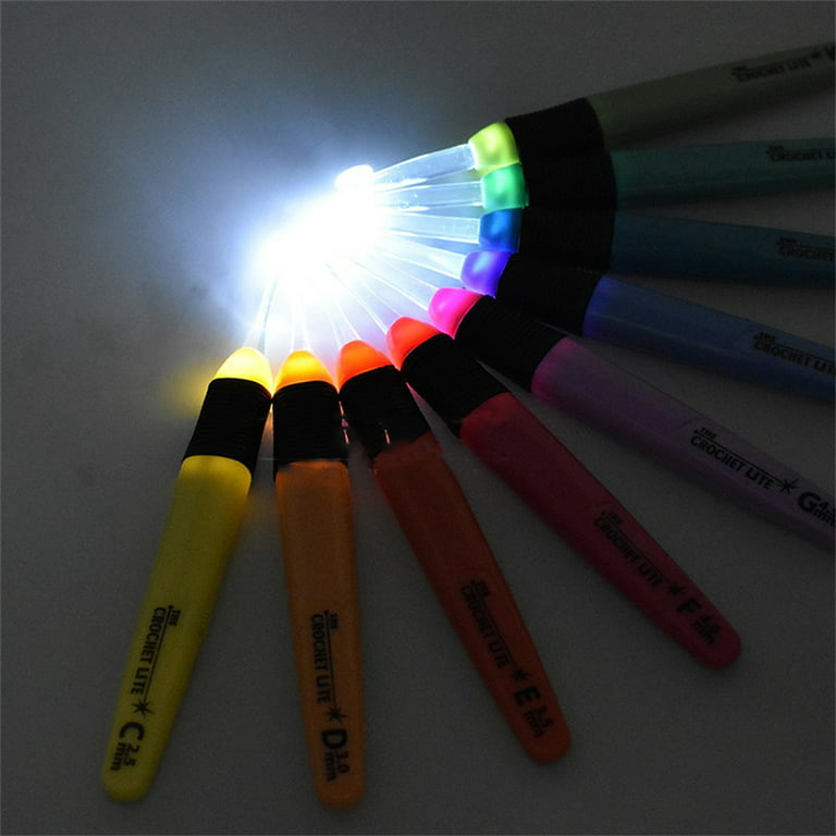 11 In 1 LED Light Up Crochet Hooks Knitting Needles 2 Bright Levels USB  Quick Charge Emergency Lighting Top Hook Sewing Handle