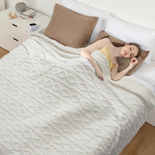 90x100 Heated Throw Blanket with Thick Tufted Cable Pattern,10 Heat Levels&10Timer Settings,Electric Throw with Intelligent Temperature Control,Machine Washable,Fast Heating,White