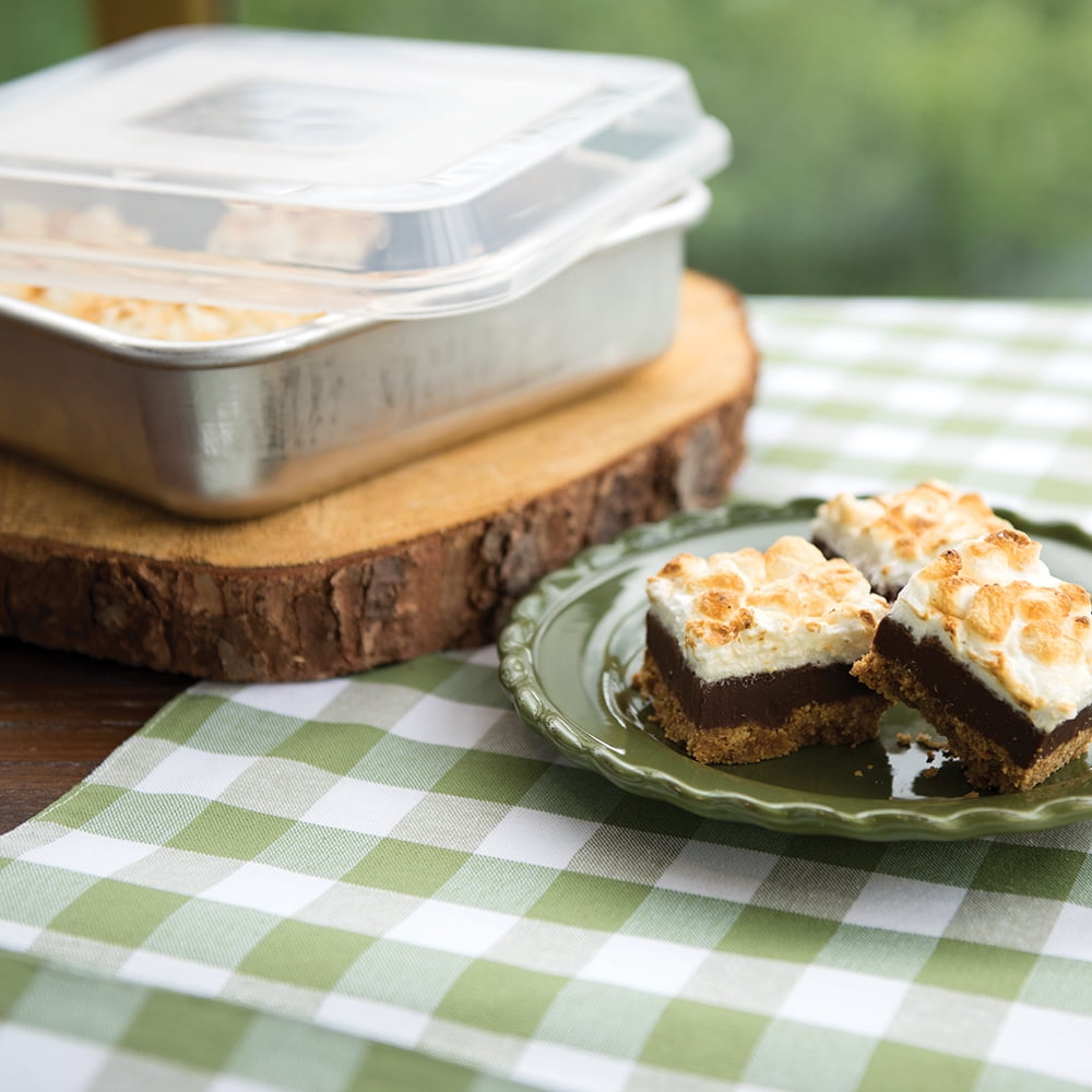 BOULEVARD BAKING | Nordic Ware Treat SQUARE CAKE or BROWNIE PAN