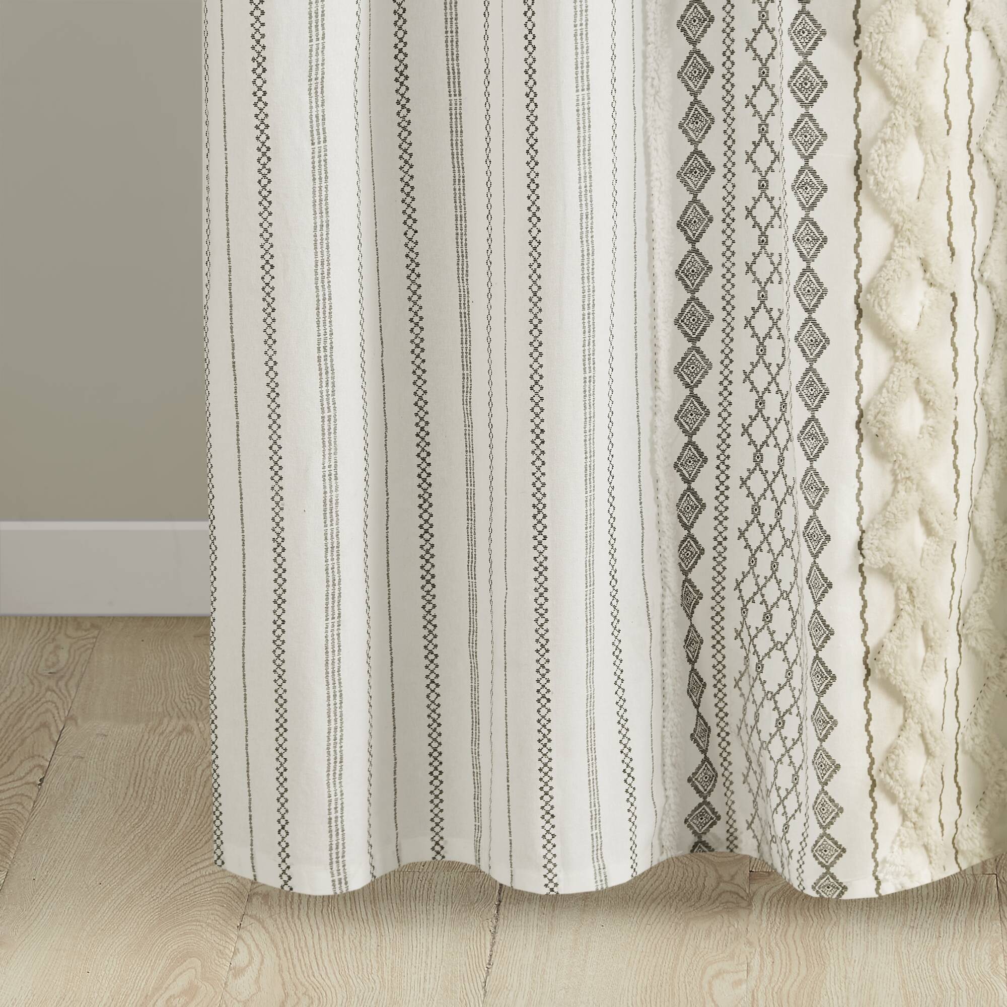 INK+IVY Imani Cotton Printed Shower Curtain with Chenille in Ivory