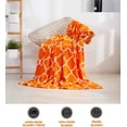 thumbnail image 3 of Manta Elegante Comfort 50x60" Naranja de Terciopelo y Forro Polar, 3 of 7
