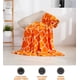 thumbnail image 3 of Manta Elegante Comfort 50x60" Naranja de Terciopelo y Forro Polar, 3 of 7